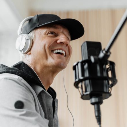 news-radio-a-man-in-headphones-works-in-a-studio-u-2022-03-02-21-18-02-utc