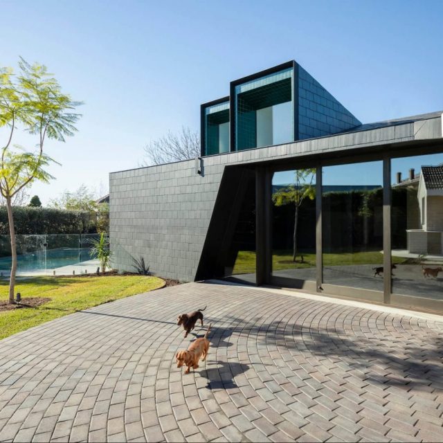 architectural-house-exterior-2021-08-27-19-14-48-utc